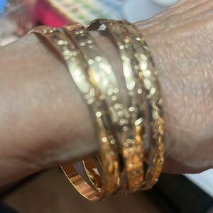 💥4 Pcs.gold Tone Open Bungle NWOT